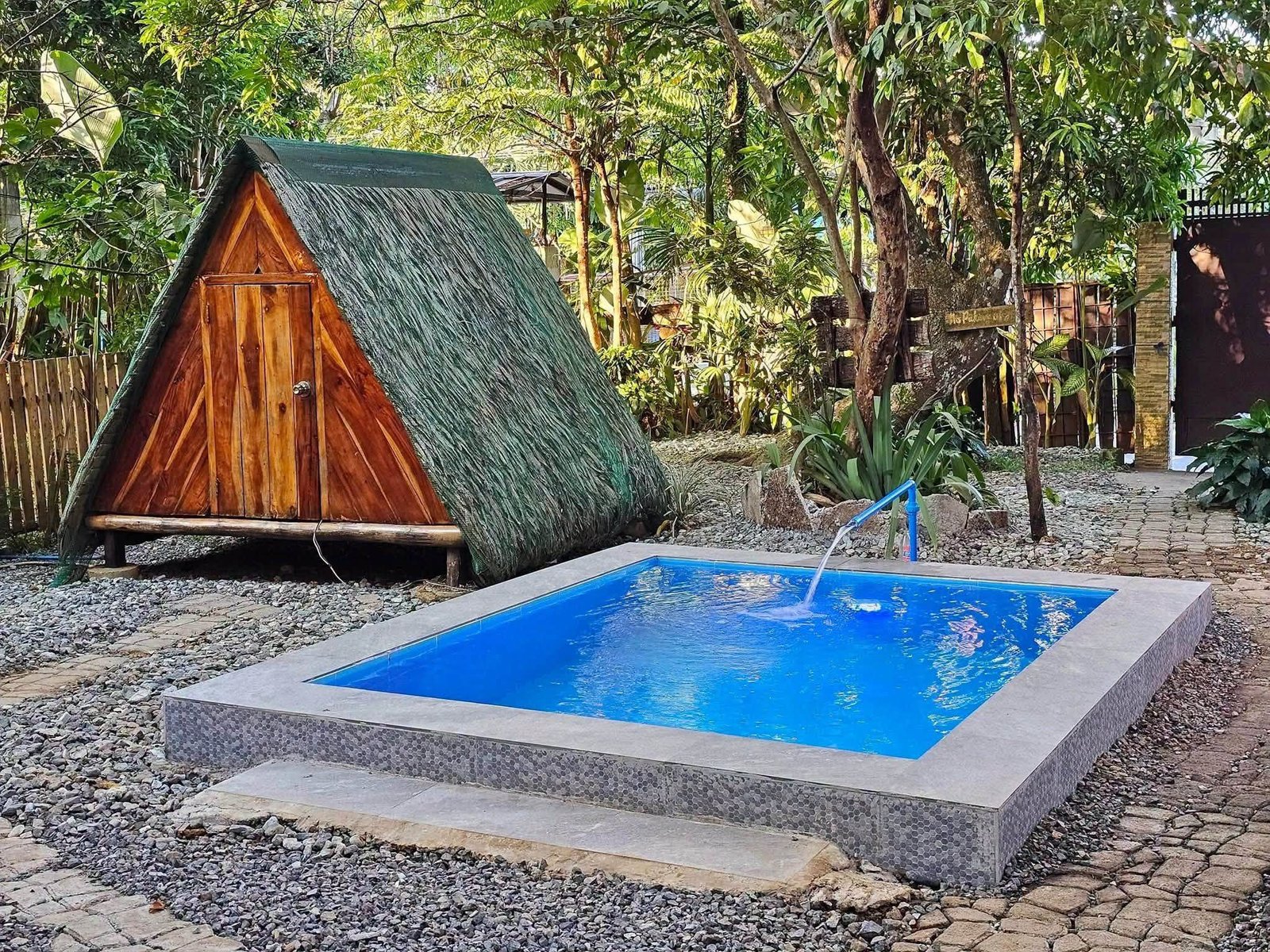 Rest House & Teepee Hut with Pool