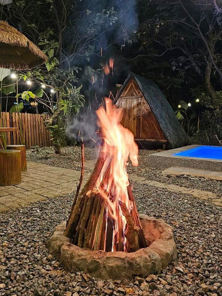 Rest House & Teepee Hut with Pool